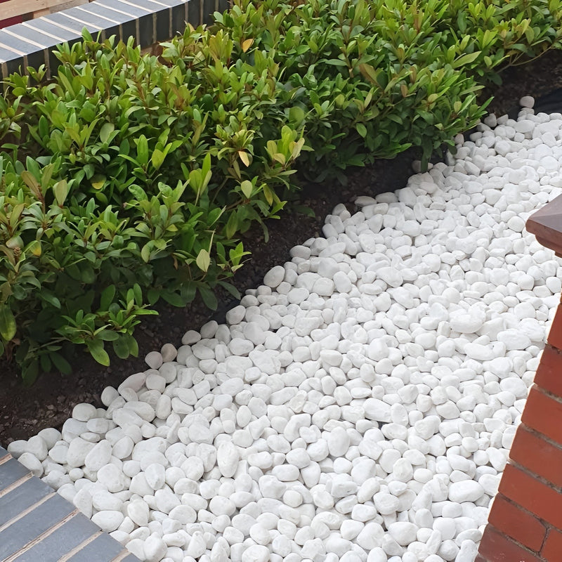 Load image into Gallery viewer, White Pebbles 20-40mm - Maxi Bag - 20kg