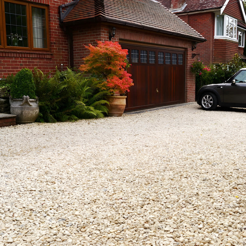 Load image into Gallery viewer, Cotswold Chippings (White) 13-20MM - Bulk Bag