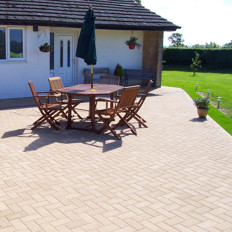 Load image into Gallery viewer, Lakeland Driveway 50mm Buff (200mm X 100mm)