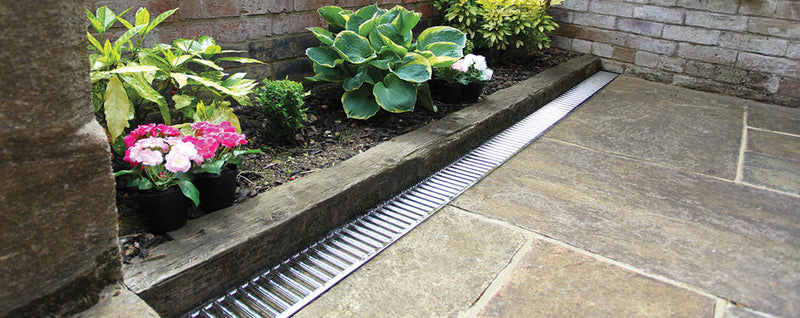 Load image into Gallery viewer, ACO HexDrain - Plastic Channel - Galvenised Steel Grating - 1000mm x 125mm x 80mm