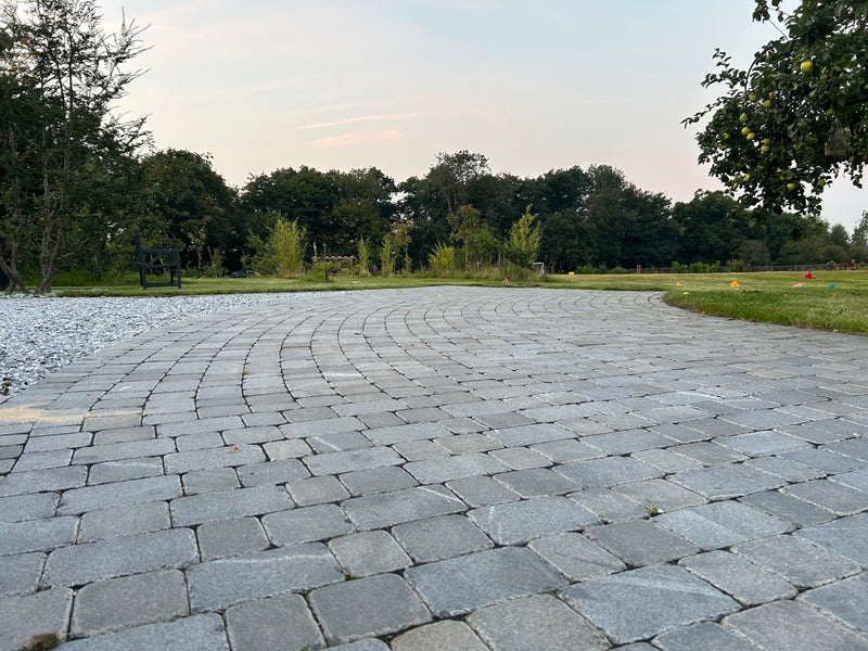 Load image into Gallery viewer, Dark Grey Granite Block Paving - 210 x 140 x 50mm - Sawn, Tumbled & Honed