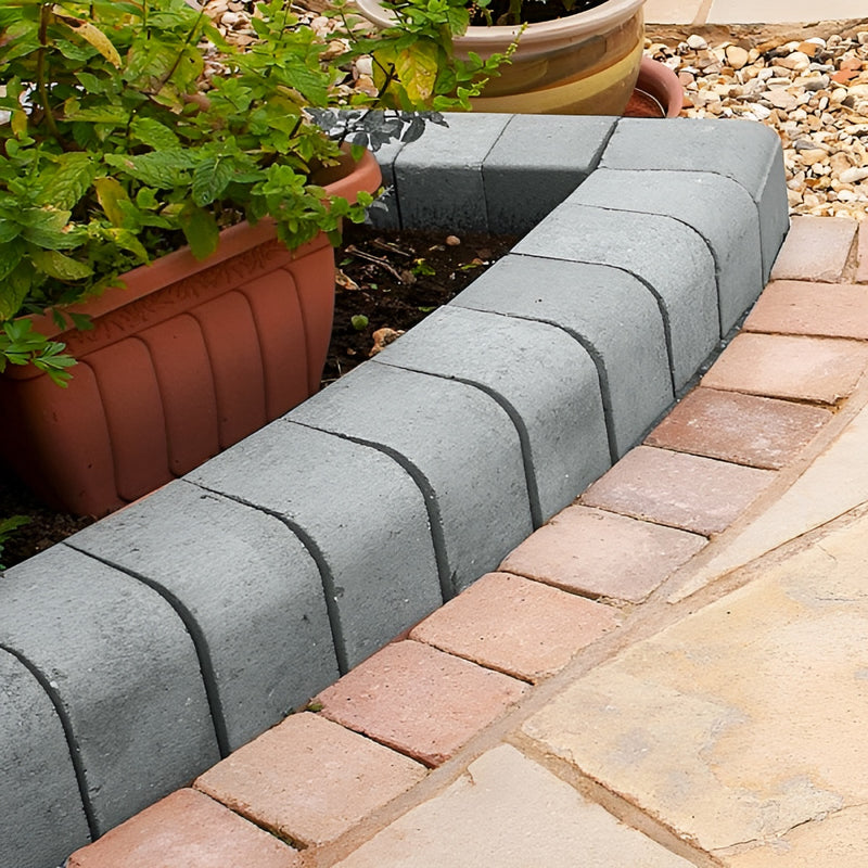 Load image into Gallery viewer, Lakeland B-Kerb Corners - Small External Bullnose - Charcoal (140mm X 140mm X 140mm)