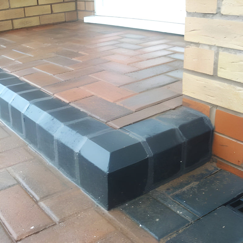 Load image into Gallery viewer, Lakeland B-Kerb Corners - Small External Chamfered - Charcoal (140mm X 400mm X 400mm)