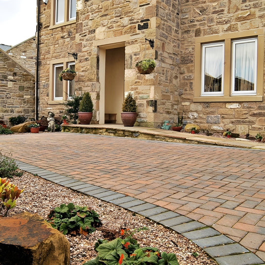 Lakeland Driveway 50mm Harvest (200mm X 100mm)