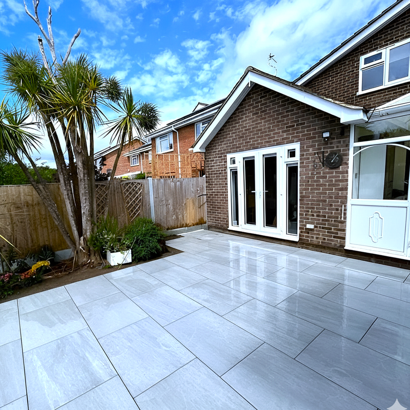 Load image into Gallery viewer, Kandala - Grey Porcelain Paving Tiles - 900 x 600 x 20mm
