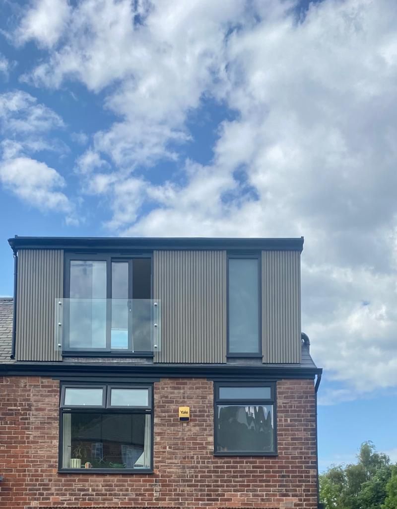 Load image into Gallery viewer, Slatted Misty Wood - Grey &amp; Brown Composite Cladding - Connector Piece - 2200 x 49.25 x 49.25 mm
