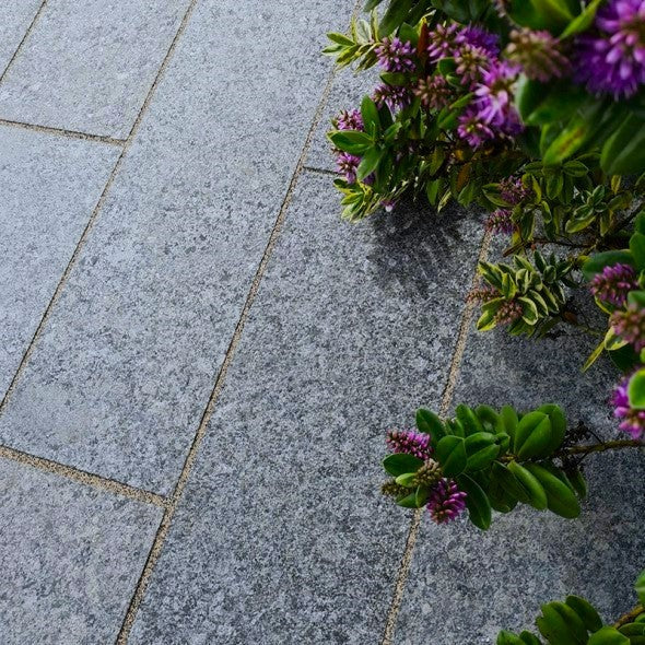 Load image into Gallery viewer, Ash Black Granite Planks - 900 x 150 x 20mm - Sawn &amp; Brushed
