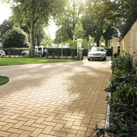 Lakeland Driveway 50mm Buff (200mm X 100mm)