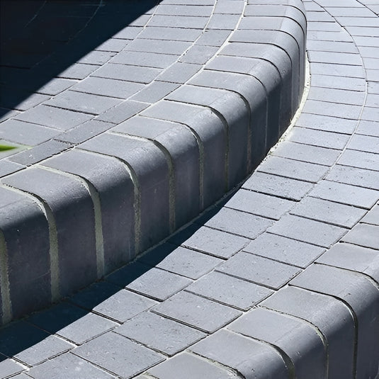 Lakeland Q-Kerbs - Charcoal (200mm X 100mm X 140mm)