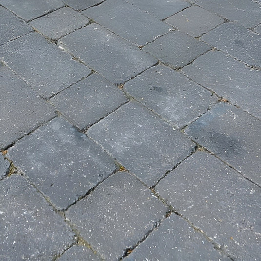 Lakeland Derwentstone 50mm Charcoal (Mixed Pack 210mm/140mm X 140mm)