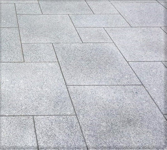 Light Grey Granite Paving - Patio Pack - Mixed Sizes - Sawn & Flamed