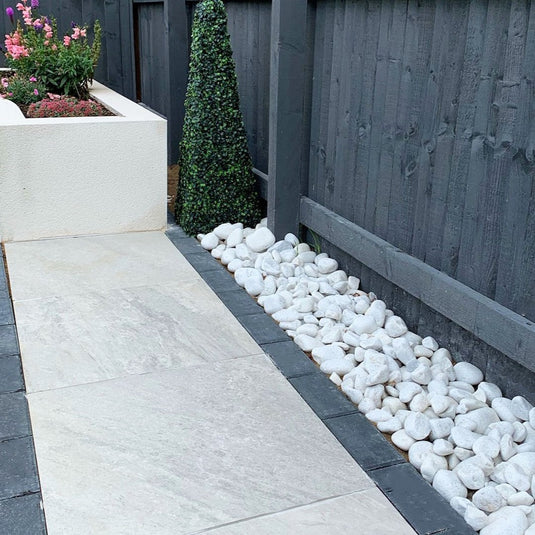 White Cobbles 50- 75mm - Maxi Bag - 20kg